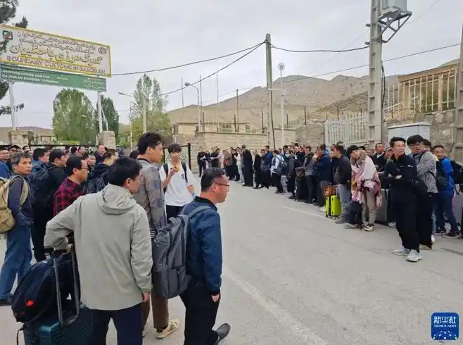 这个国家绝对够意思，紧急增加开放一个边境口岸，协助在伊朗的中国公民转移！土库曼斯