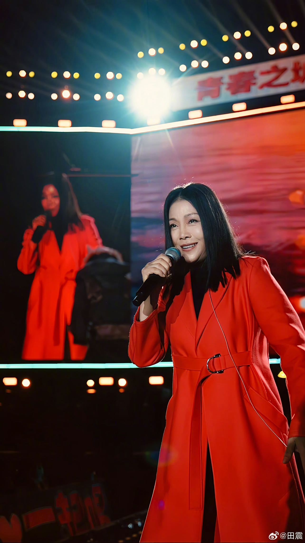 田震这是把巡演排上日程了 刷到这个消息直接原地跺脚！田震最近真的太活跃了，音乐节