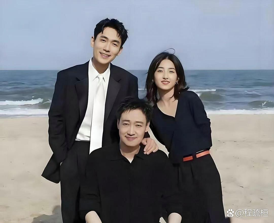 这一﻿‏家‍‏三口‏‌全‍‏是‍​‍大明​​星，‍‍‎但儿​子女儿‎​‌的‎热度