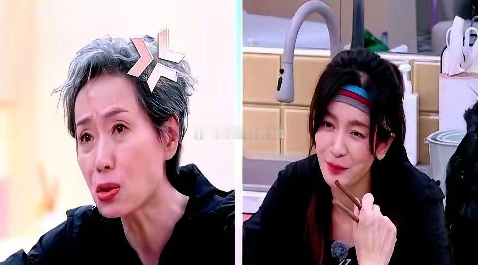 叶童和李晟在餐桌闲聊。叶童对着李晟生气说：“你那是尊重吗？” 有些人就爱跟自己较