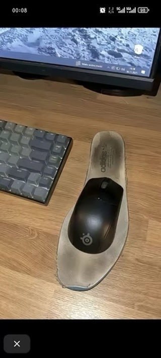 【补图】男生电竞房： 