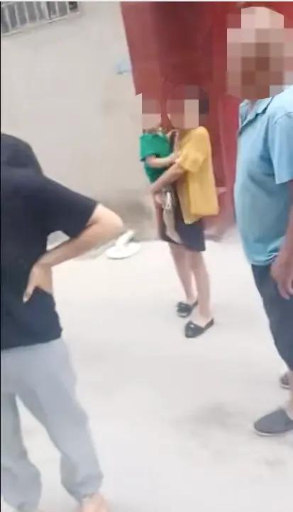 恶行终于败露！
5月8日，山东临沂罗庄区法院一审宣判，男子韩某因邻里泄愤恶意张贴