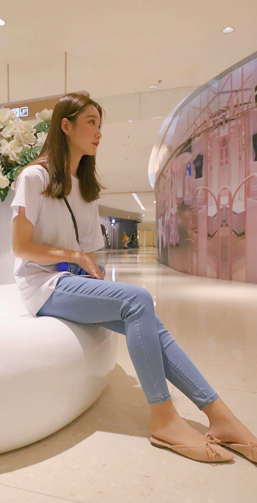 分享美女穿搭服饰