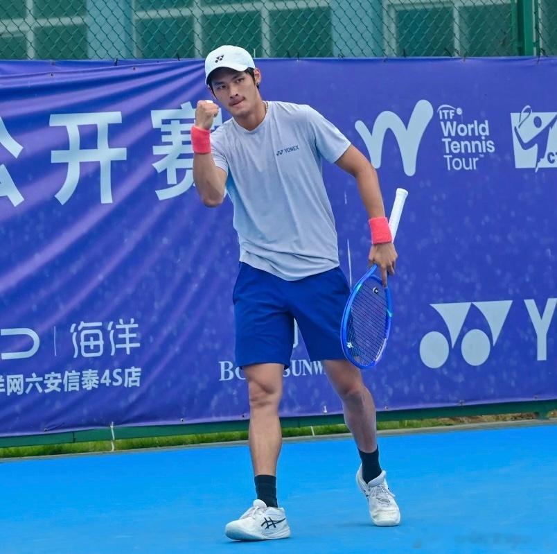 🇨🇳六安M15男单首轮🇨🇳张天汇6-3/6-4 🇷🇺Maltsev?