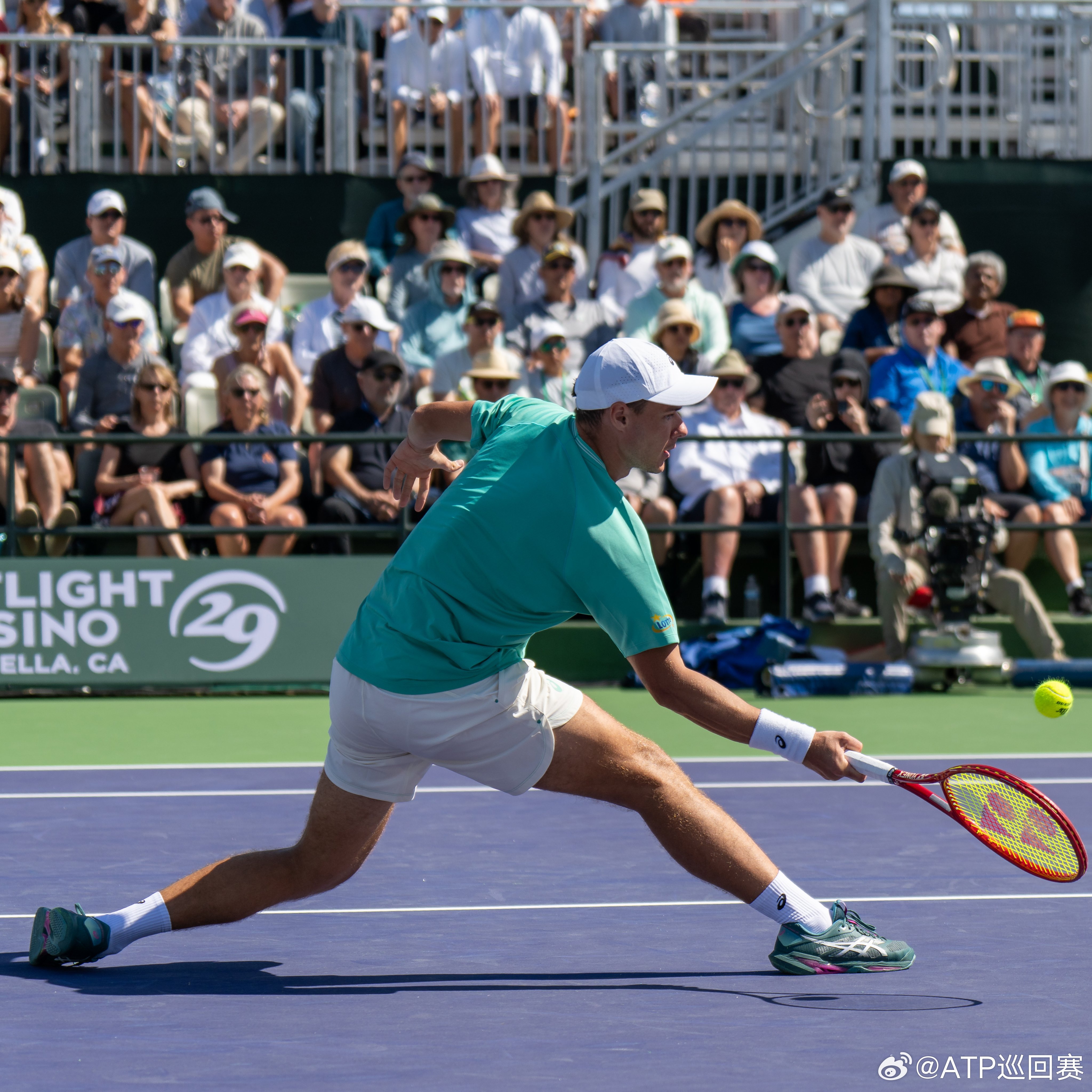 迈赫扎克先下一盘ATP1000 印第安维尔斯大师赛次轮，波兰选手迈赫扎克以6-4