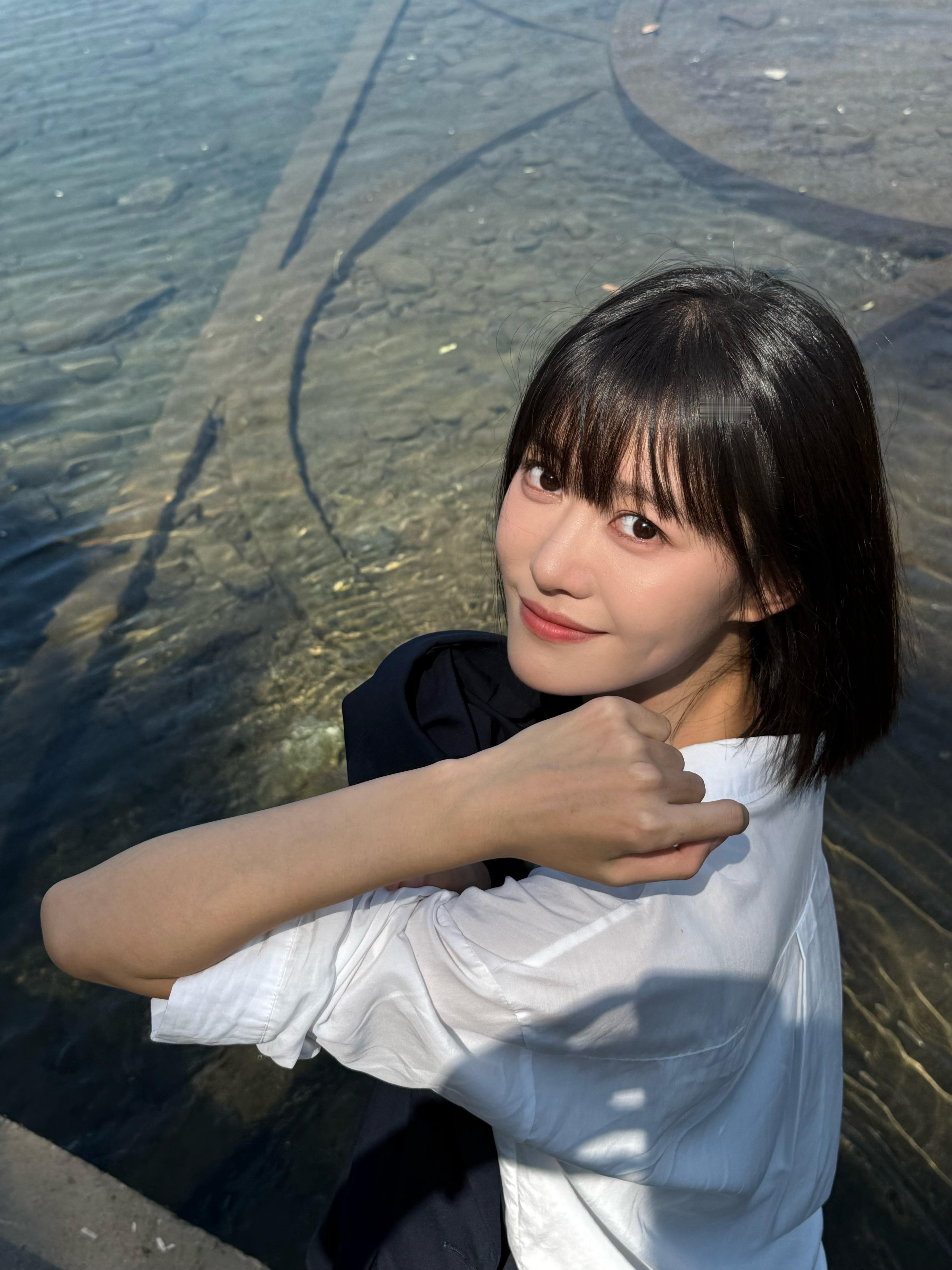 哈哈哈哈哈18宫格重出江湖[抱一抱][抱一抱]出工总能遇到好天气！！！王子妤As