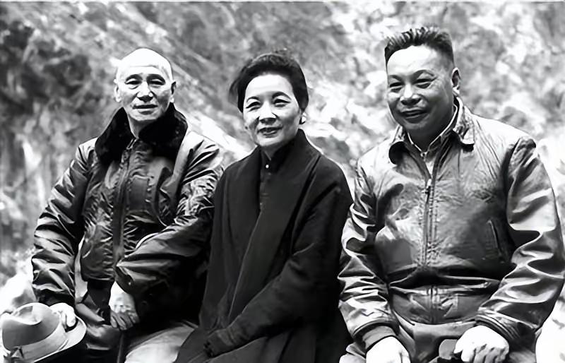 今日在头条看到，宋美龄1950年至1958年在美国期间，竟多次示意鼓动对中国大陆