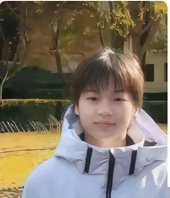 全红婵和陈芋汐会延长退役吗？
张家齐21岁退了，周继红21岁退，高敏22岁，伏明