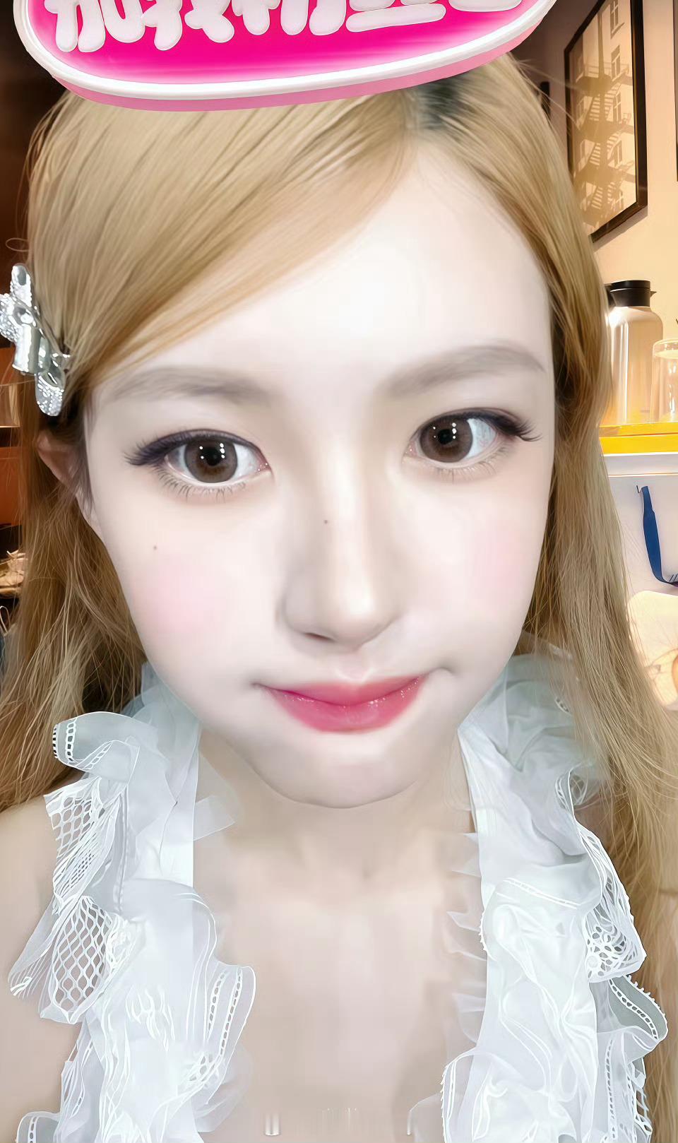 赵露思今日直播造型 ​​​