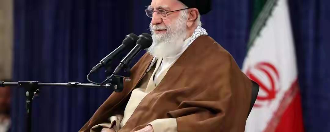 特朗普高兴太早！25字遗言震彻全球，中国亮明3条红线，霸权别想越界
 
中东突发