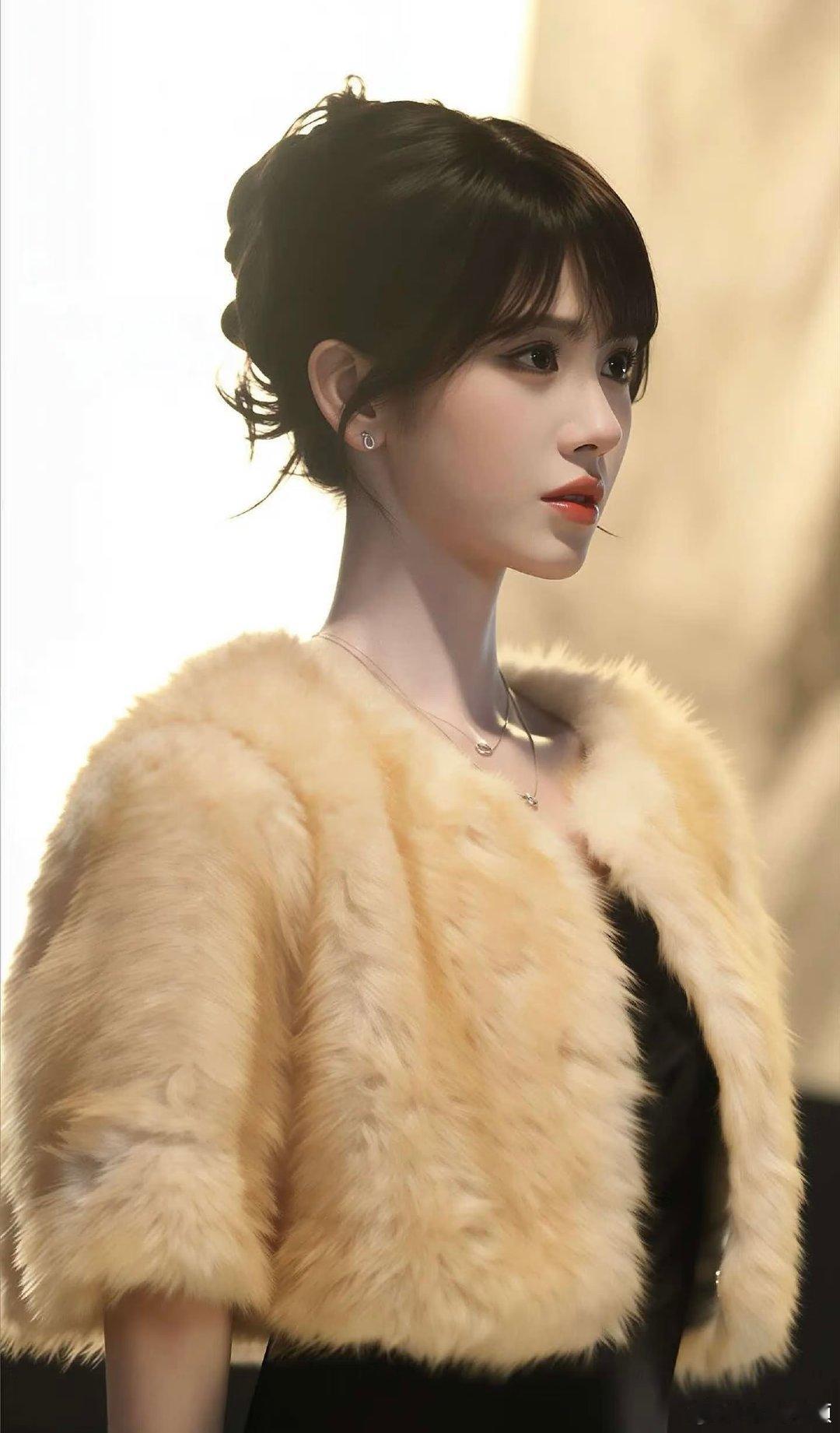 鞠婧祎熟女气场输出在剧集《万花世界》里，鞠婧祎塑造的苏绿夏带来不一样的面貌。跳出