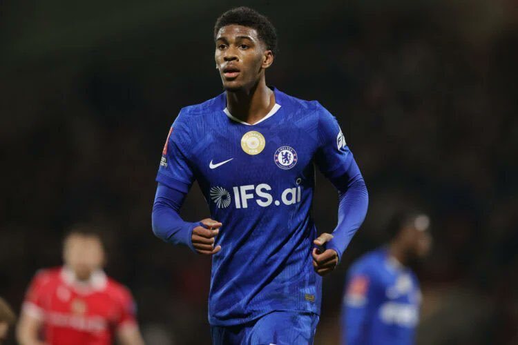 泰晤士报：国际足联正在考虑一项激进计划，所有俱乐部将被要求在任何时候都必须在场上