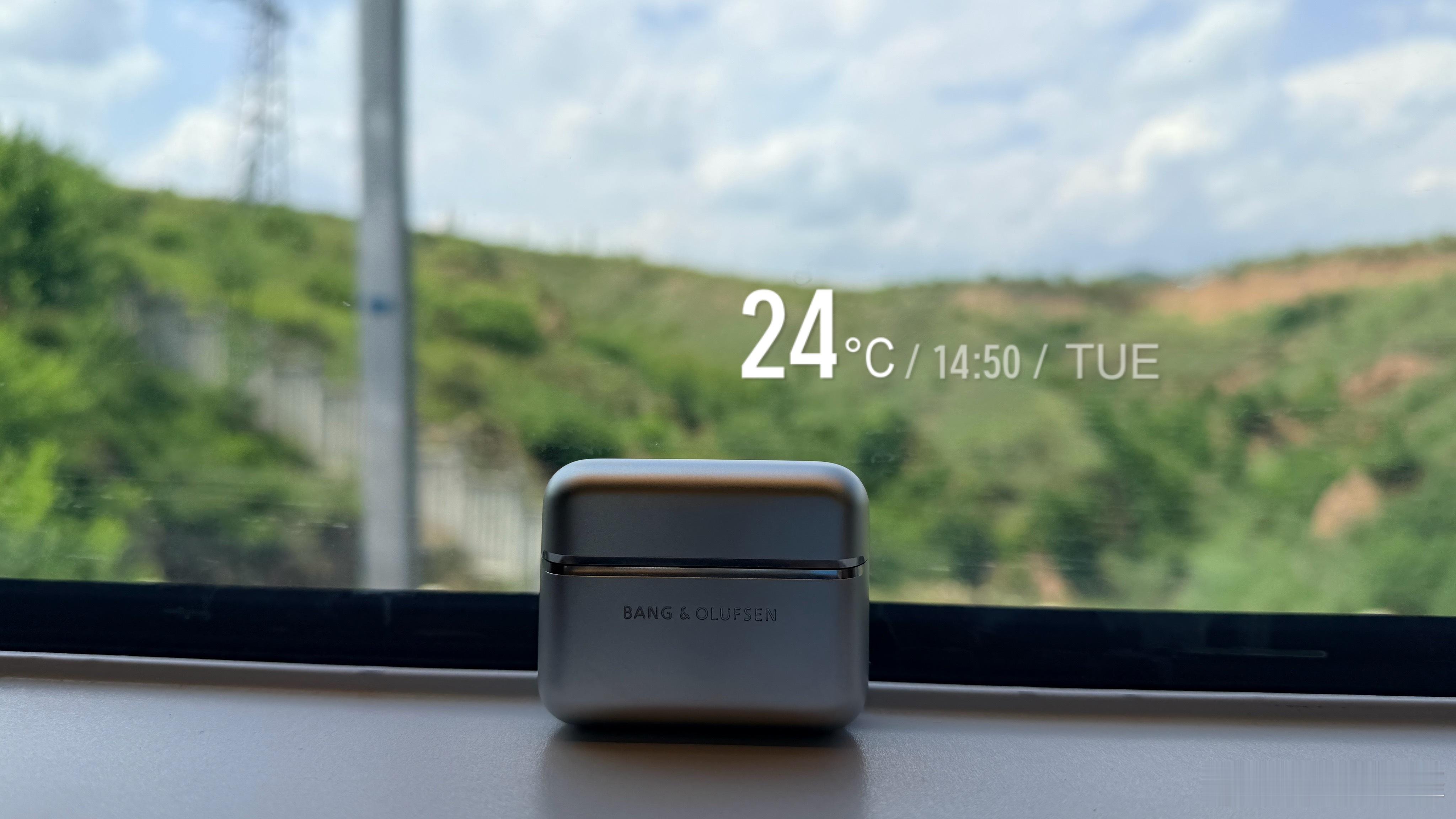 以一会儿就到30多度的首都了 真的很喜欢23℃ b&o全球品牌代言人龚俊 