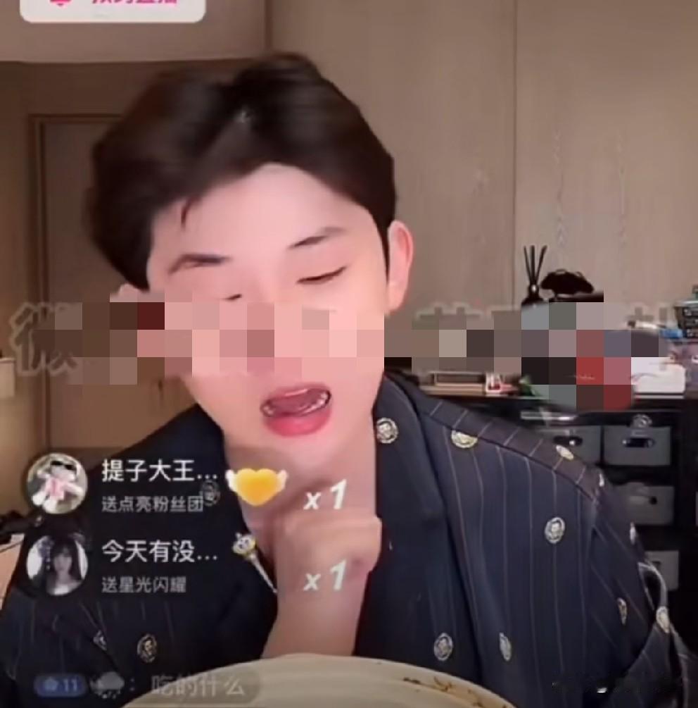 任权主动加前女友褒姒微信道歉，现女友薛小婉抓狂发飙，宣布分手！“闺蜜”小黄豆声援