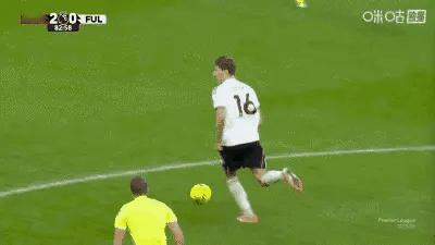 大起大落还能绝杀，这样高血压的剧本，曼联真是吃的太好了，领先2个进球，10分钟追