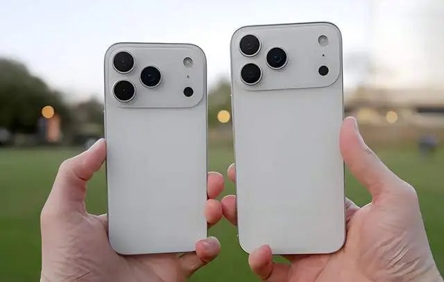 用iPhone前vs用iPhone后，这对比也太夸张了点吧[doge]iPhon