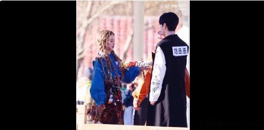 温柔摸头杀太圈粉了！两人从综艺结缘，一路互相支持彼此的作品，私下里的互动满是真诚