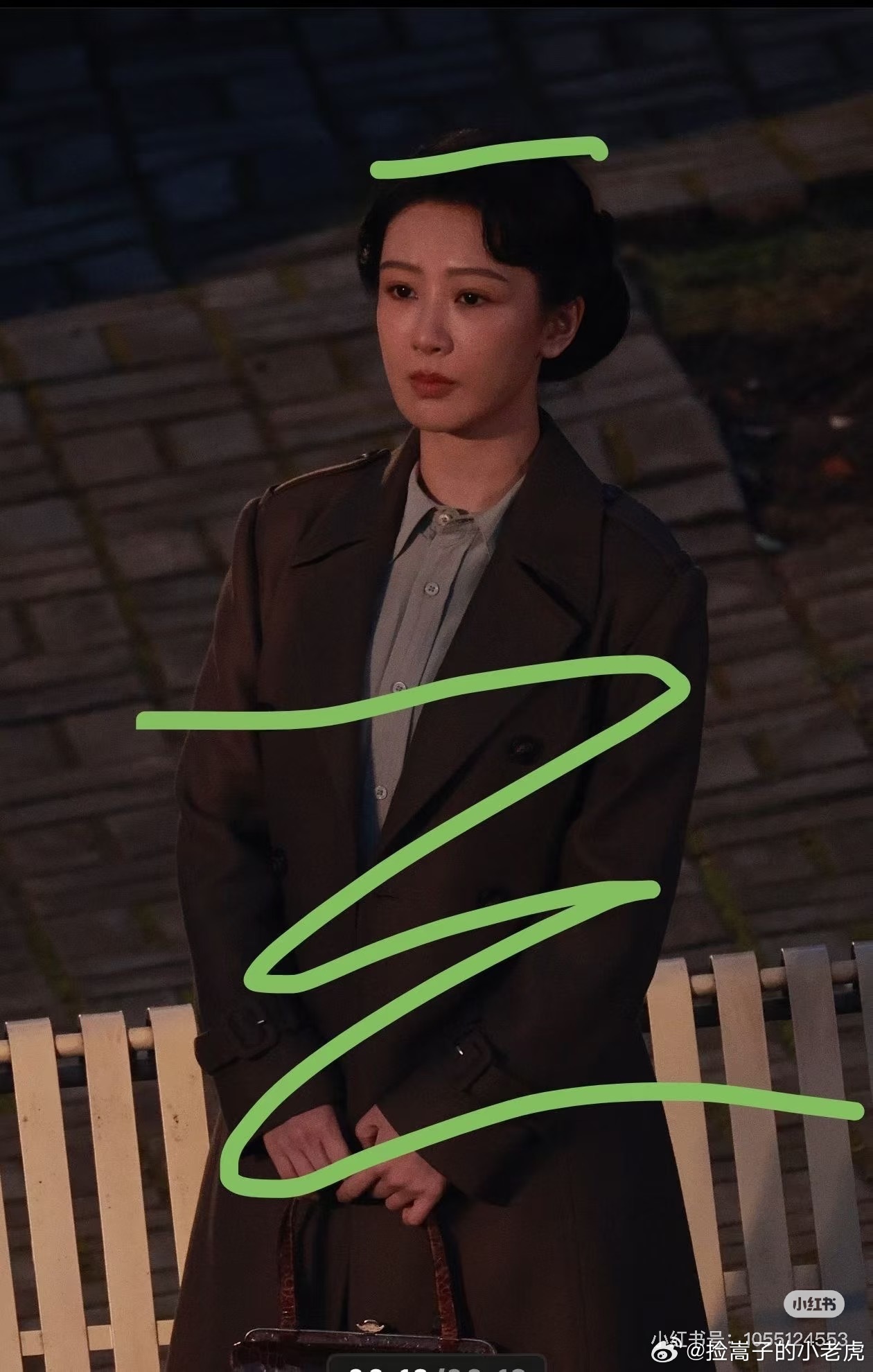 感觉脸有点浮肿，除了鼻子整个五官和轮廓都有点融化🫠 