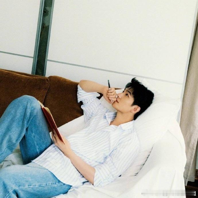 对接回应杨洋回横店复工杨洋方称回横店是正常行程安排杨洋方回应：回横店是正常行程，