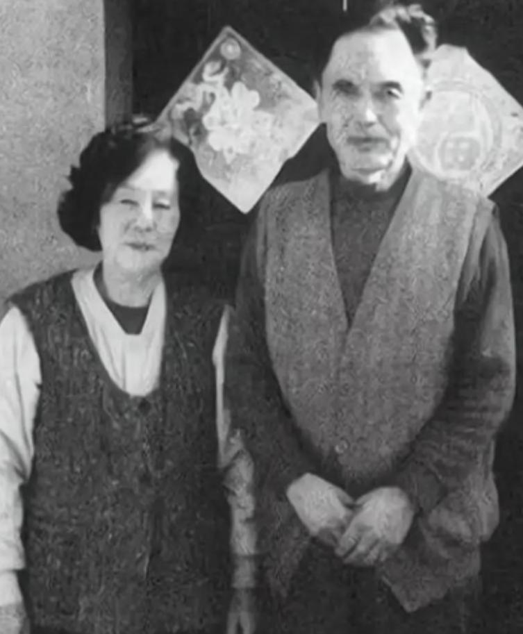 1959年，志愿军一排长为爱情放弃国籍，留居朝鲜22年。1981年重返故土时，他