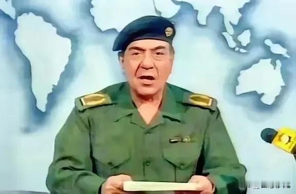 就是这哥们，非常敬业～～～2003年，美军打进巴格达时，时任伊拉克新闻部长萨哈夫