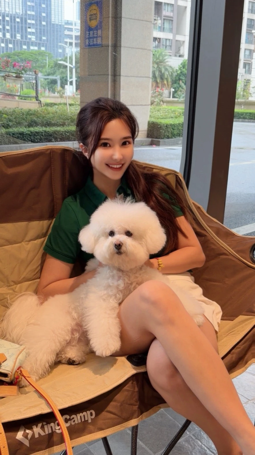 丽致汇新开的狗狗咖啡馆
