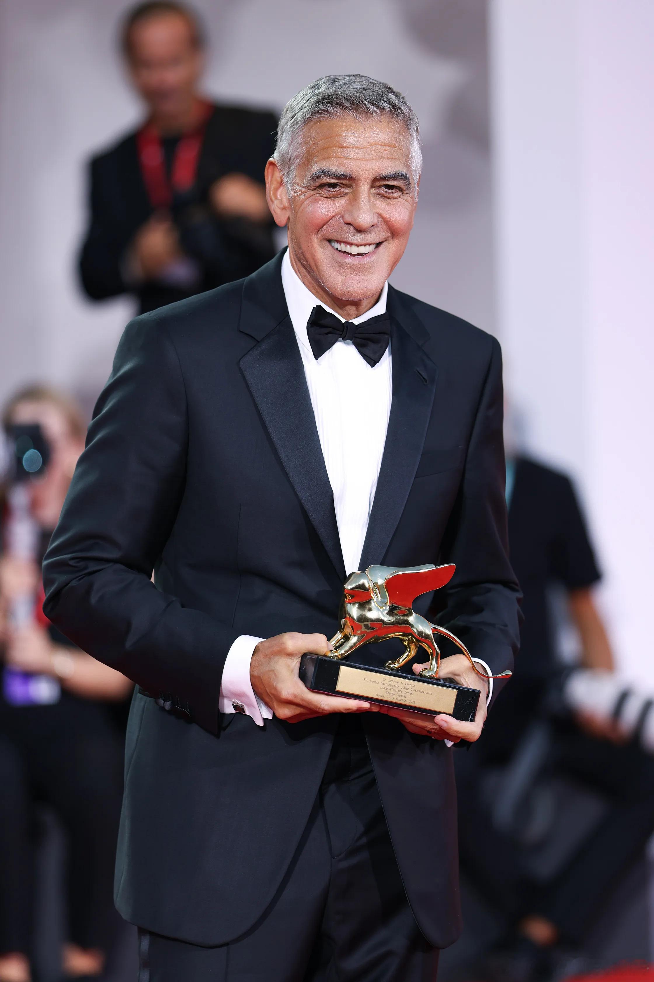 乔治·克鲁尼（George Clooney）在第83届威尼斯电影节开幕式上被授予