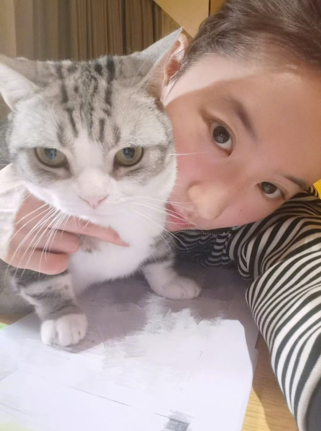 发张自拍睡了🤳 ​​​