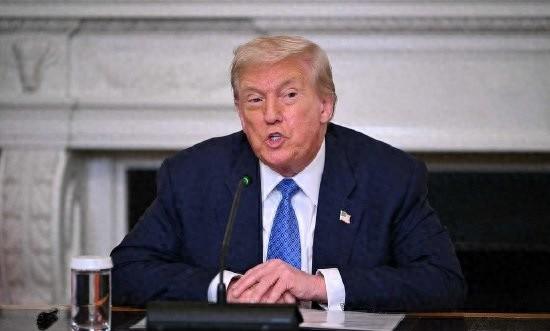 内塔尼亚胡赦免风波，一封信引发的争议
特朗普给以色列总统写了信，为了内塔尼亚胡的