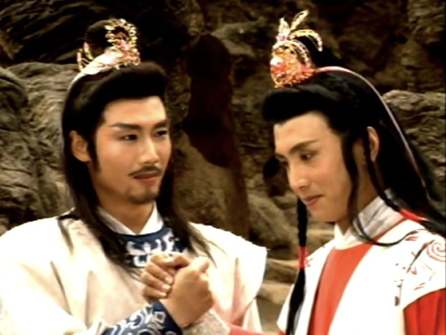 说起武侠影视中的小李飞刀李寻欢，人们首先想到的就是焦恩俊版，实际上在那之前还有一