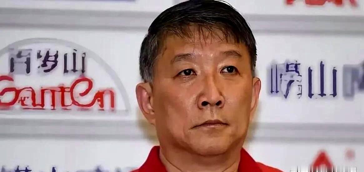 最近篮球迷特别关注中国女篮的原因，主要还是7月13—20日在深圳举办的亚洲杯比赛