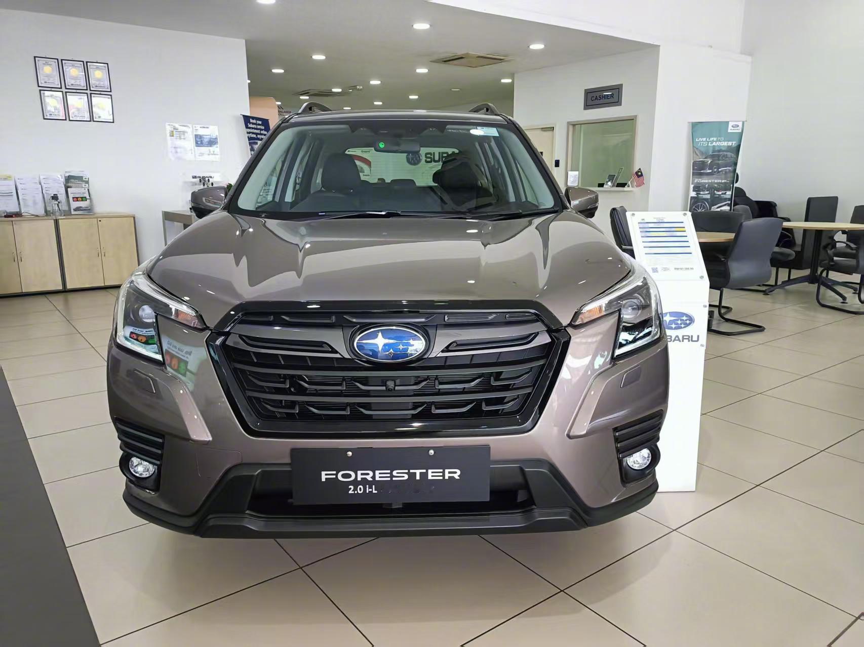 水平对置发动机和全时四驱是精髓，雨雪天气开起来特别稳，给人一种贴地飞行的安全感，