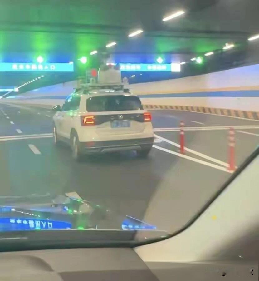 武汉“地下巨龙”通车！华中最大，免费走！但导航暂时失灵，汉口入口在哪？

  9
