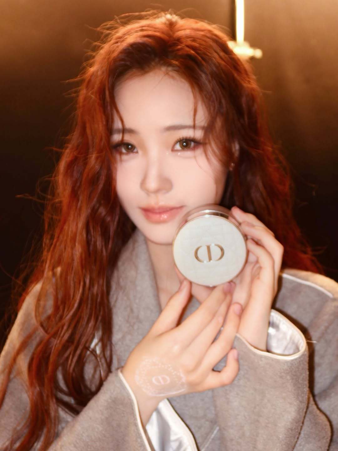 Lily 私藏夏日底妆持久公式：《迪奧超完美保濕妝前乳》+ 《迪奧超完美定妝蜜粉