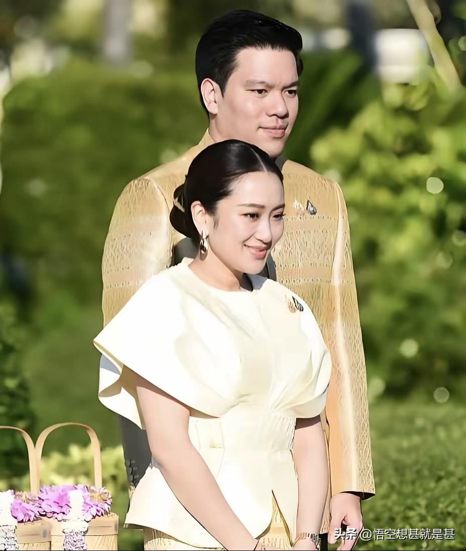 皮塔卡·苏克萨旺80年代出生在泰国南部洛坤府的世袭贵族家庭，拥有“苏克萨旺”姓氏