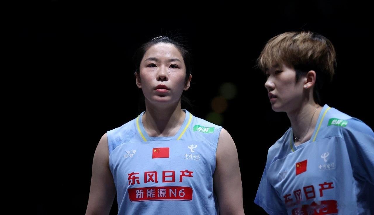 2026羽毛球亚锦赛🏸女子双打决赛:中国🇨🇳组合刘圣书/谭宁在第一局5比8