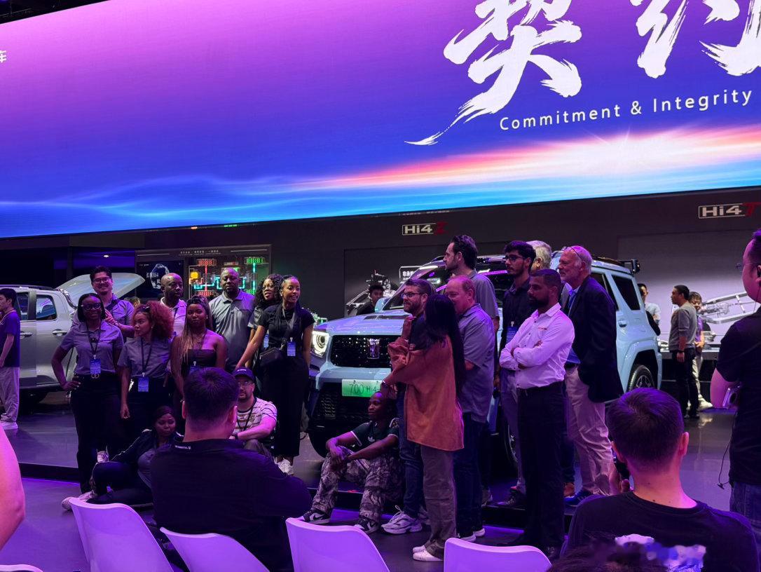 外国朋友很喜欢坦克700