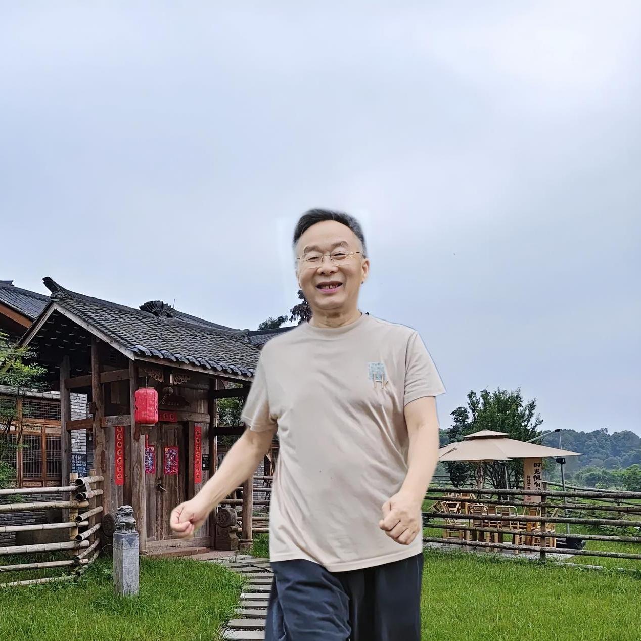 辟谷7天真的可以减肥吗只喝水不吃饭饿七天也能减肥，但这不是辟谷，辟谷必须要学会练