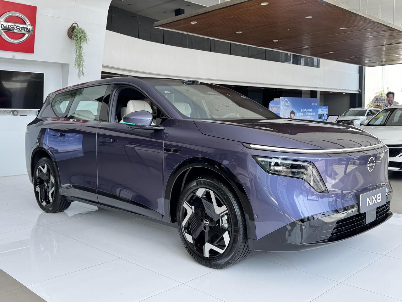 东风日产NX8实车现已到店，新车计划于4月正式上市，主攻20万元级细分市场，目标