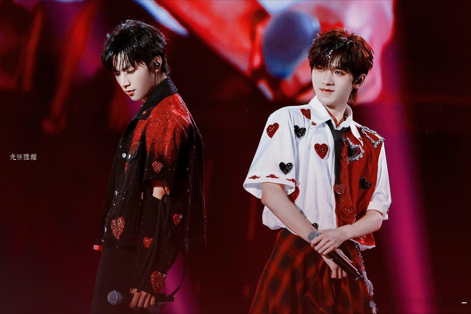 🐺🐟 “我们俩住一起”烟花升停在星夜-宋亚轩刘耀文[音乐] 