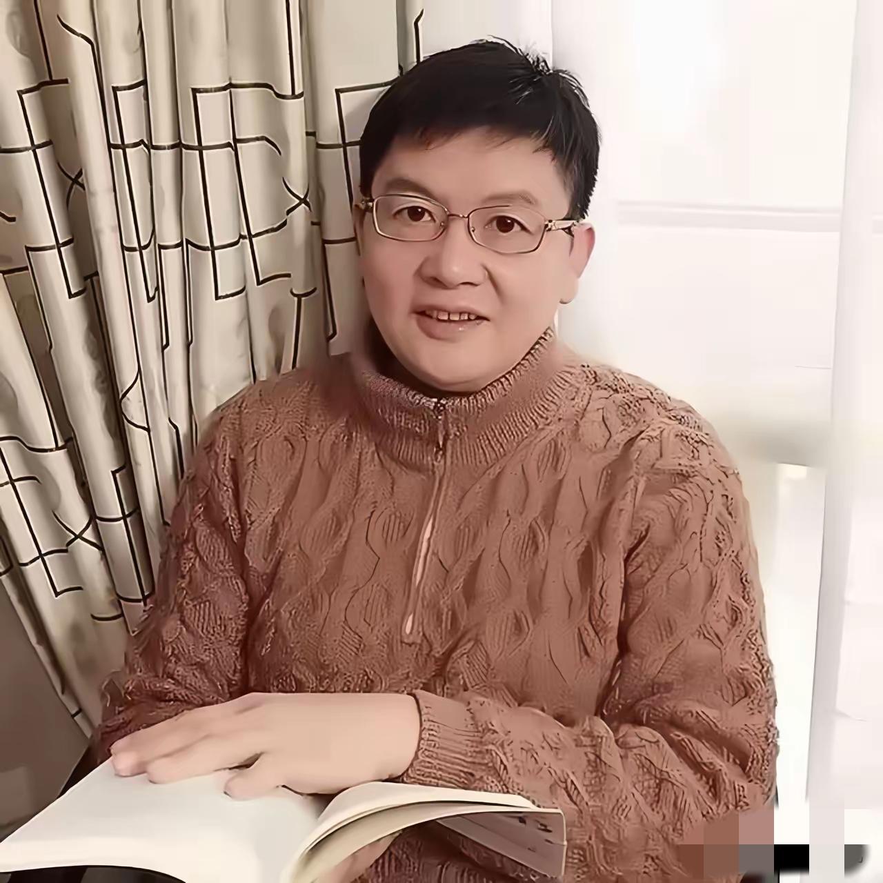 不查不知道，一查真让人怒火难平！身为复旦教授的冯玮，竟毫无底线把南京大屠杀歪曲成