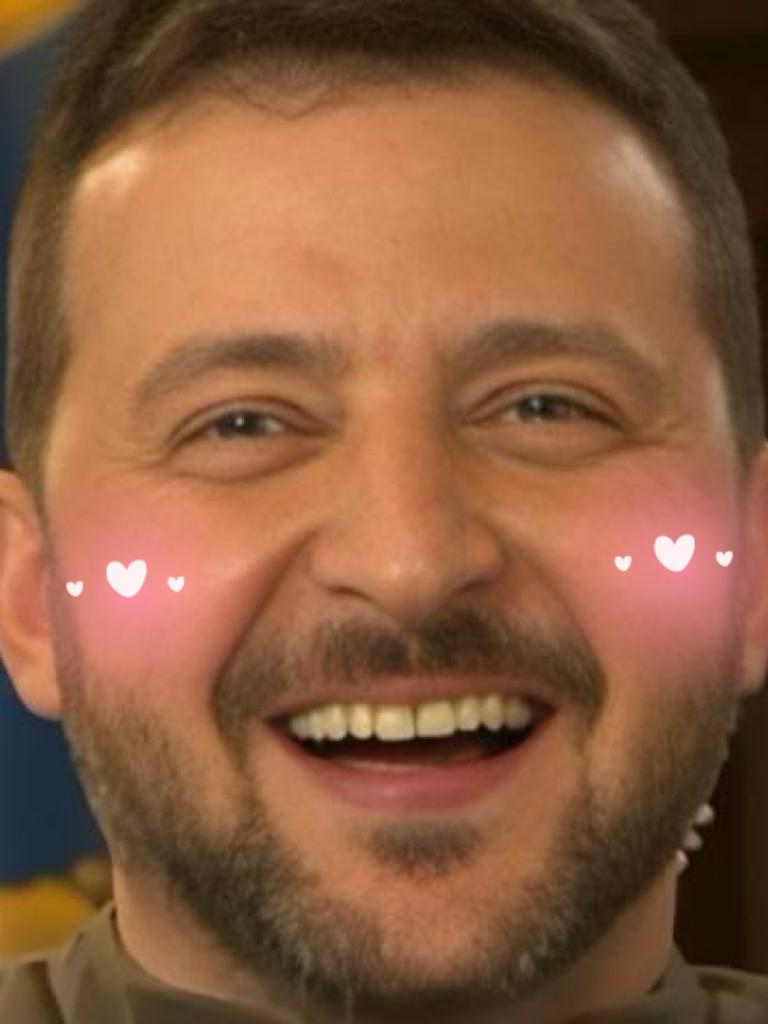 美俄全看走眼了！谁都没想到，阻碍俄乌和平的根本不是泽连斯基，而是藏在他身后的 “