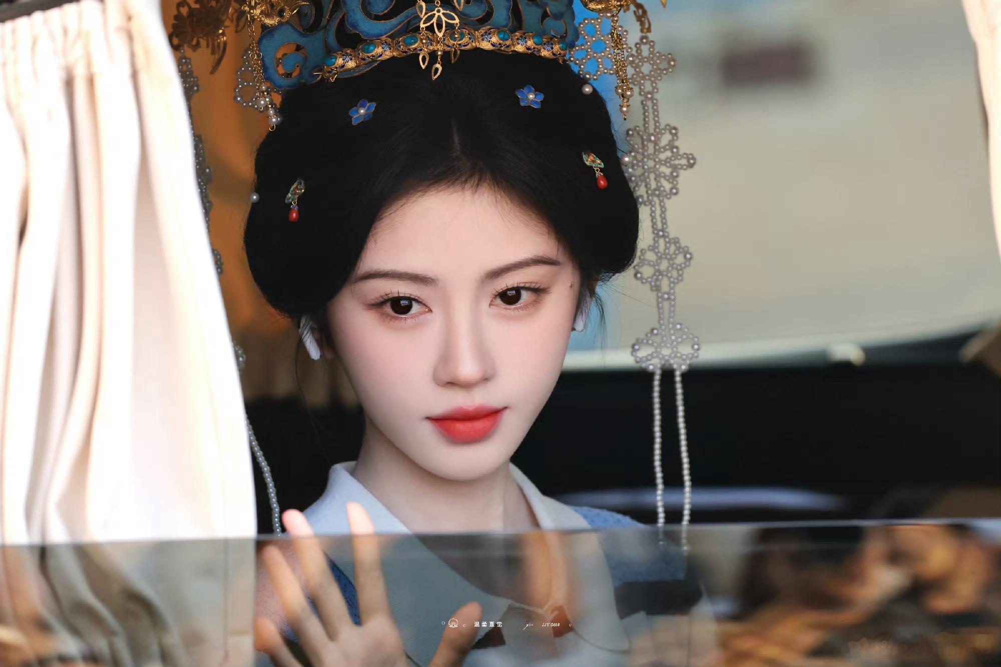 鞠婧祎来战 jjy鞠婧祎阿黛 “你会把乌云驱散的，因为你是光”  𝐘𝐨𝐮 