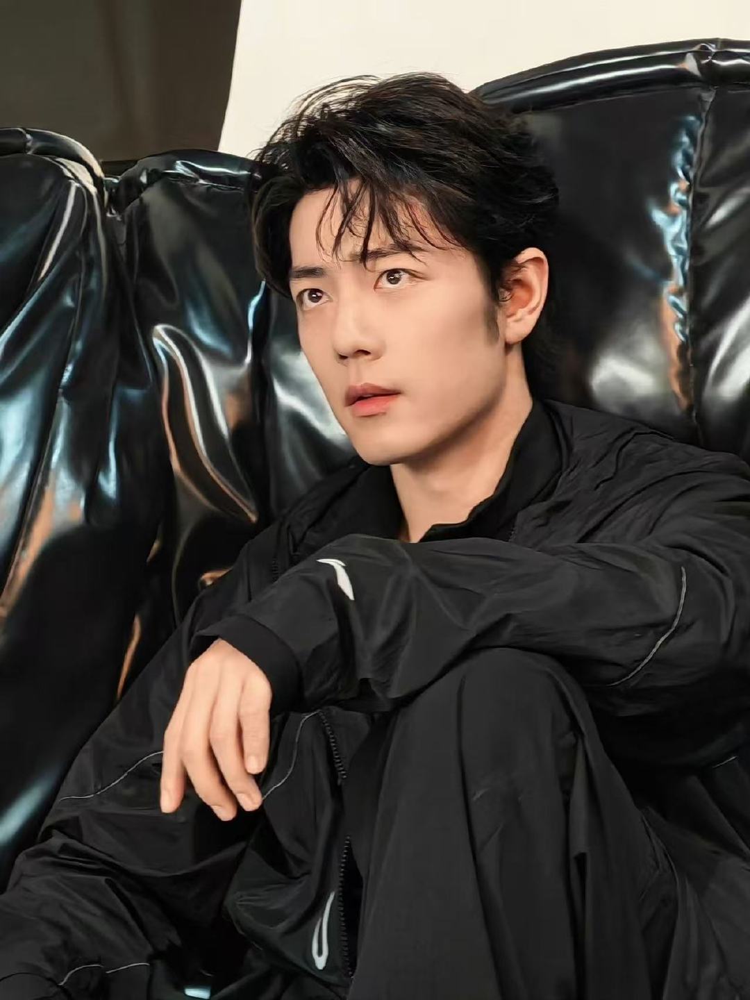 肖战全黑造型liveallblack肖战 肖战全黑造型live 