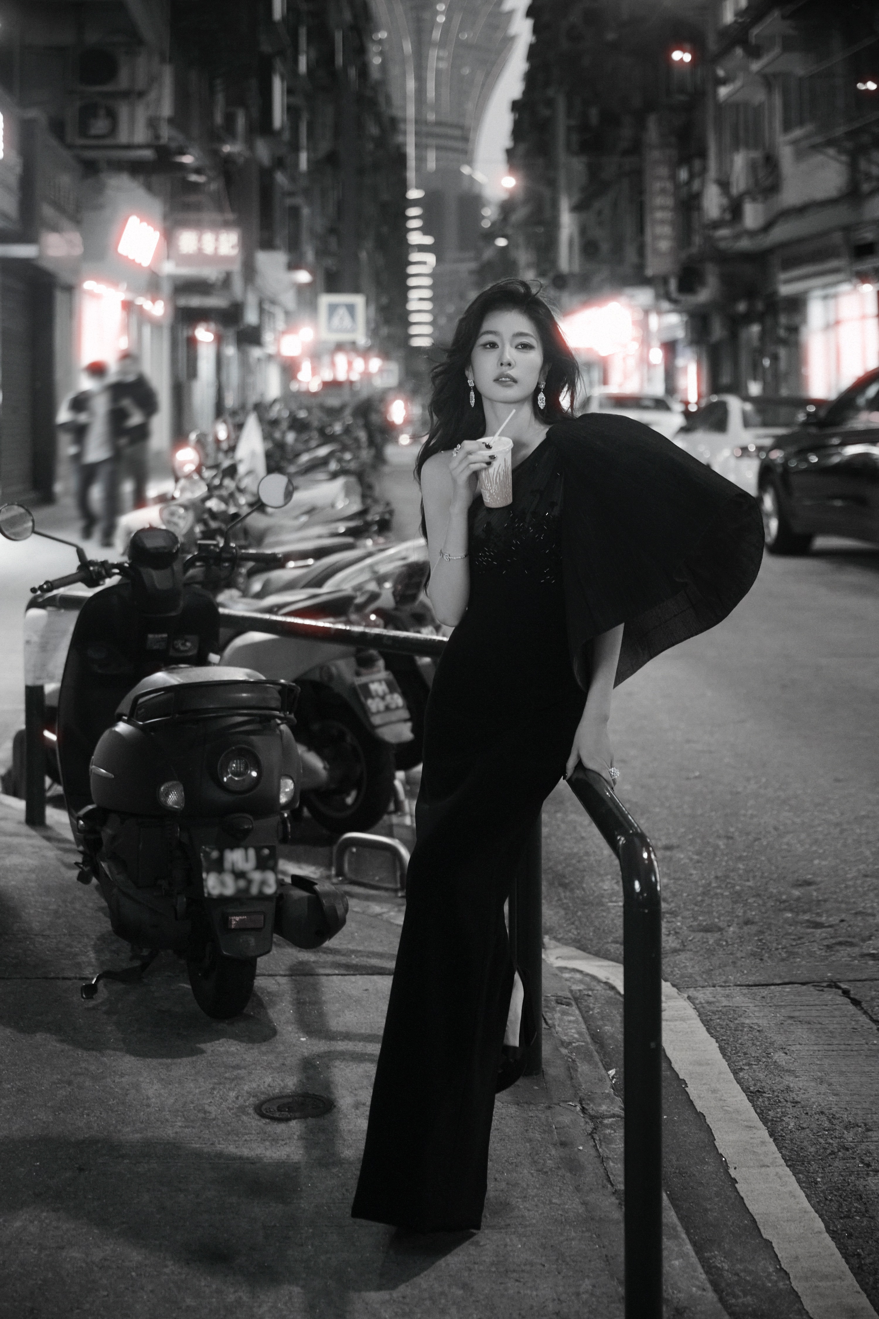 白鹿一天三套造型 尖叫之夜三连Look，三种风格的美丽欣赏✨1-3：Rami A