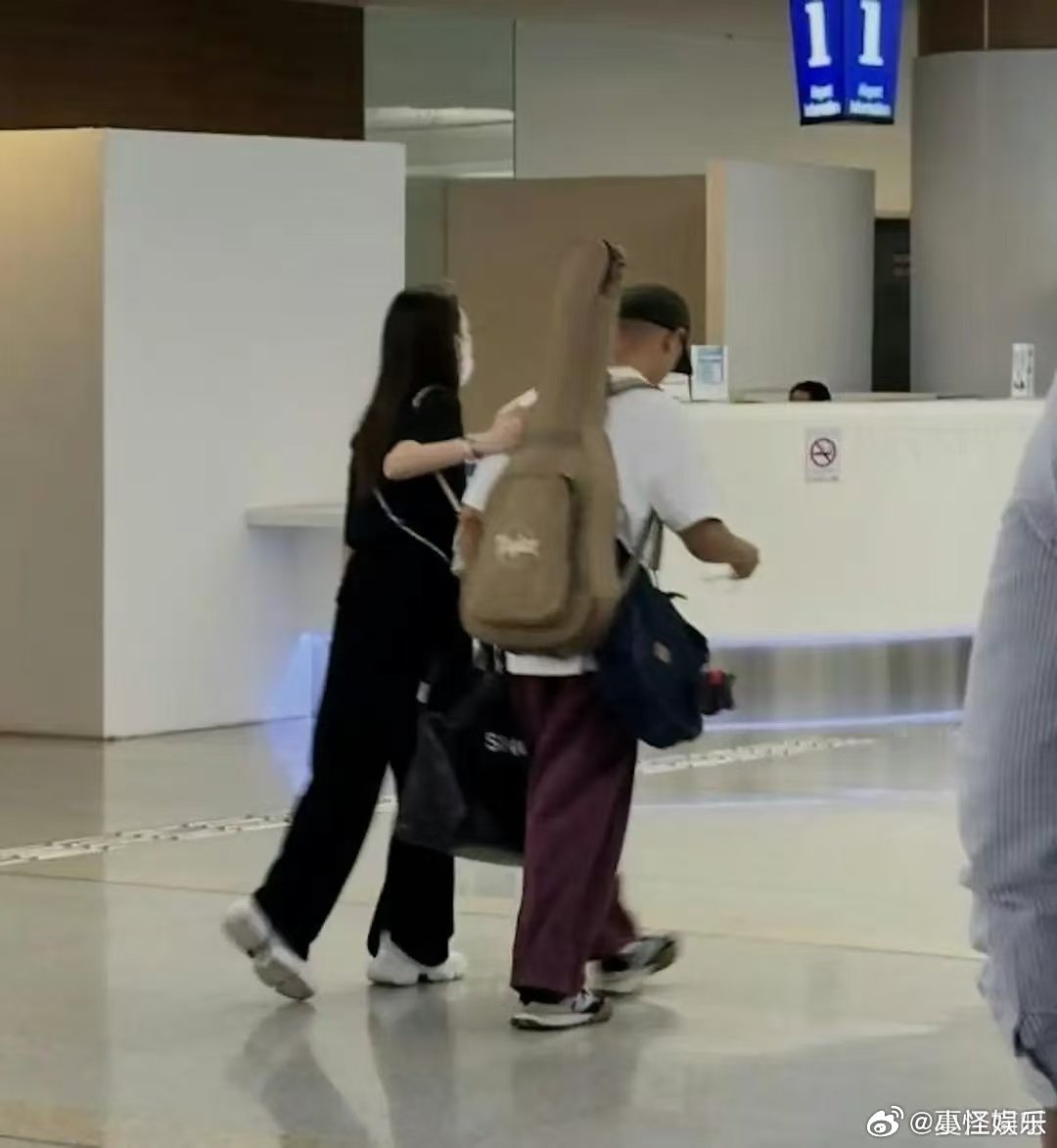 曝侧田已婚侧田自曝已婚常年往返内地与泰国，工作结束就赶回爱人身边，低调踏实的生活