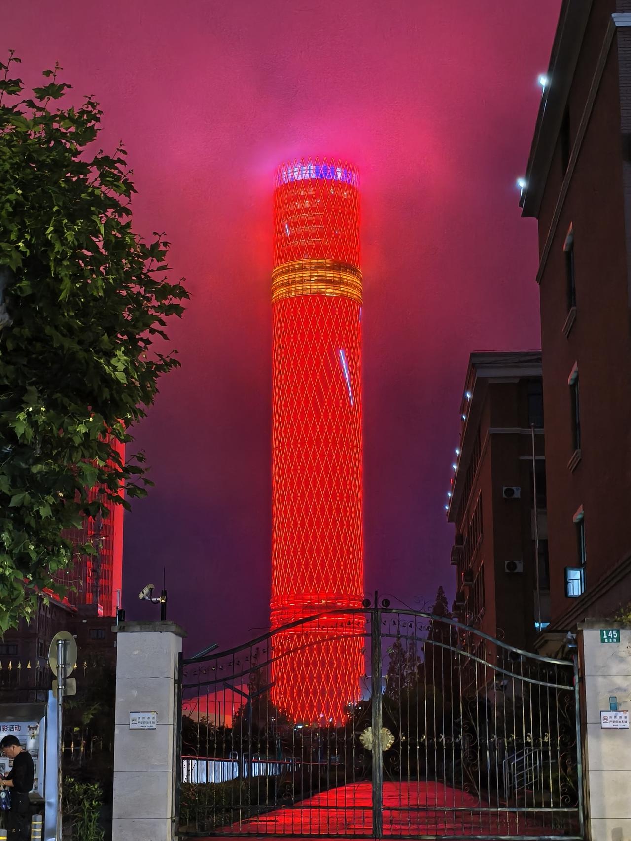 多彩多姿的“定海神针”！
不同时刻、不同角度、不同姿态展示其婀娜多姿！娇俏仙姿 