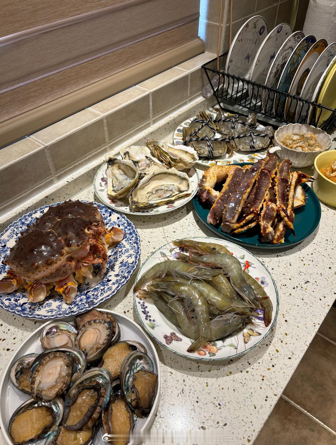 老婆大人安排海鲜大餐，有没有朋友想过来吃饭黄金金价黄金原油趋势剖析大师-杜生 金