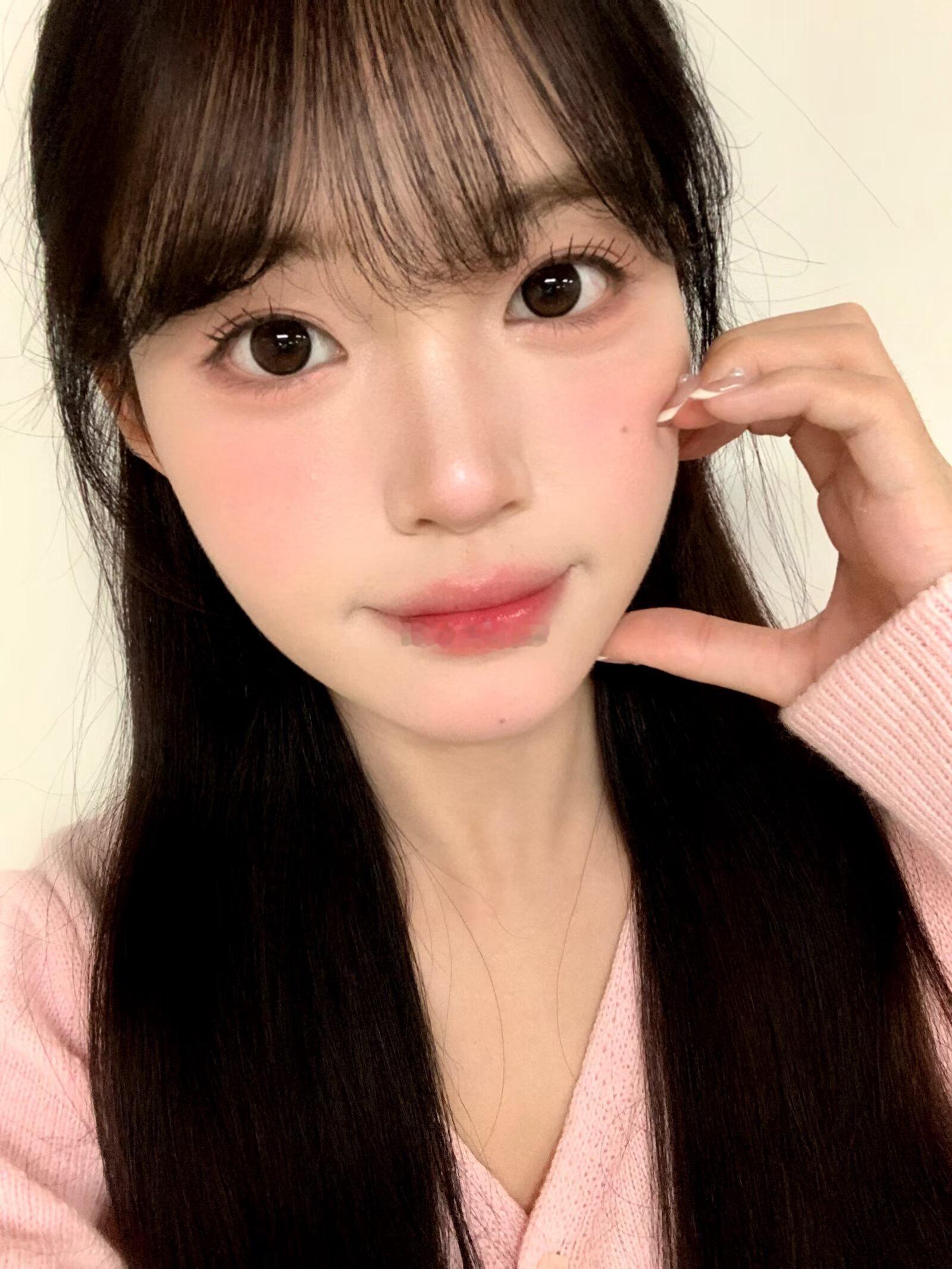 不确定再看看?!居然可以这么透真是日常淡妆首选！天然眼神光！ 