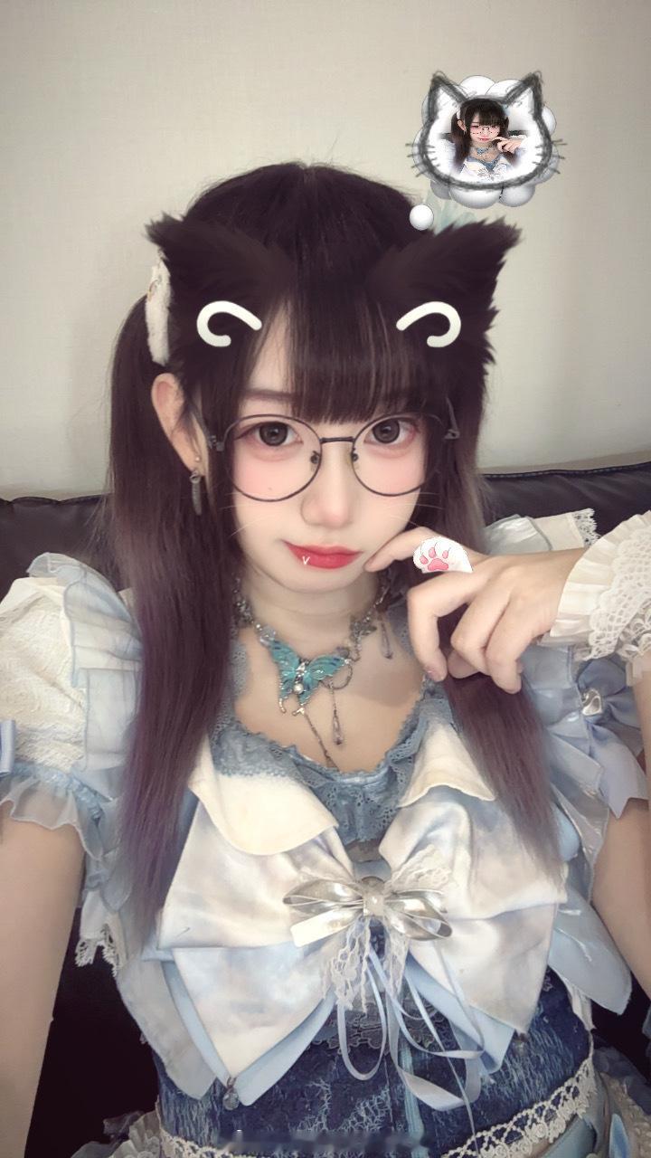 ´͈ ᵕ `͈妈呀头发好顺的吧 